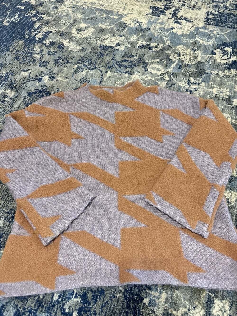 Ann Taylor Houndstooth Sweater Size S